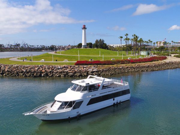 rent yacht in los angeles
