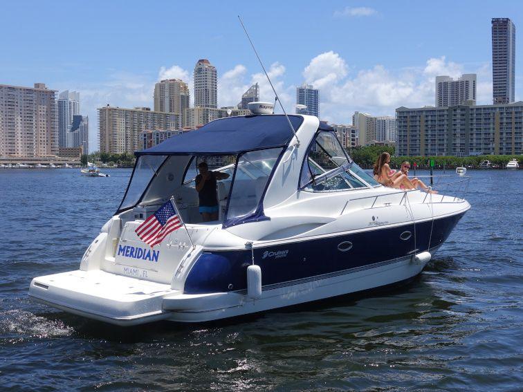 Best Miami Boat Rental and Yacht Charter Service | OnBoat Inc