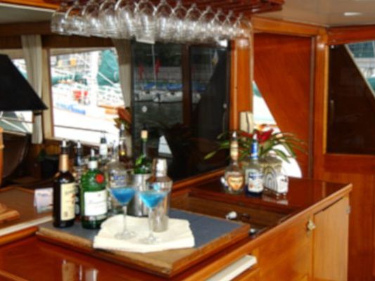 Party Motor Yacht Yacht Charter in NEW YORK