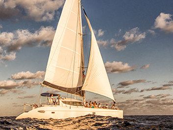 Catamaran sailing yacht Yacht Rentals in Cancun