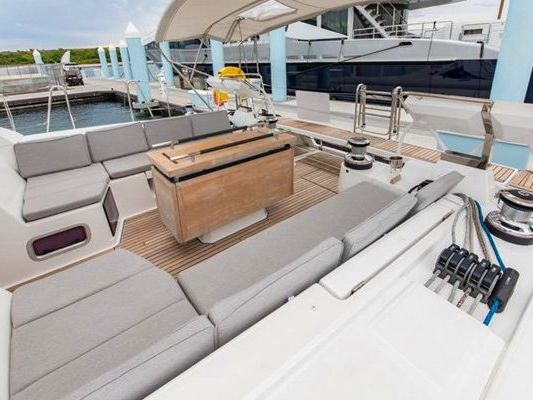 Monohull sailboat Yacht Rental in Oakland