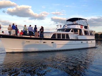 Party Motor Yacht Yacht Rentals in Boston Harbor