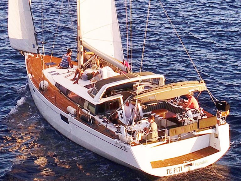 Hawaii - Honolulu Oahu boat rental & yacht charter | OnBoat Inc